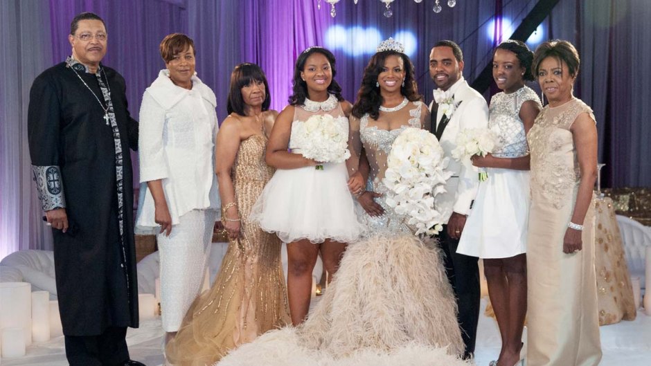 Real housewives atlanta kandi burruss sharon tucker dead