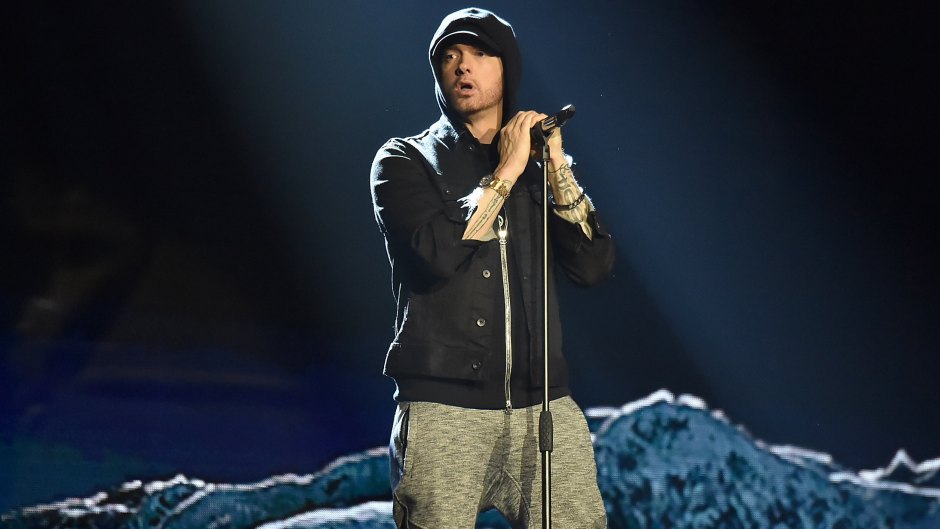 Eminem tour dates