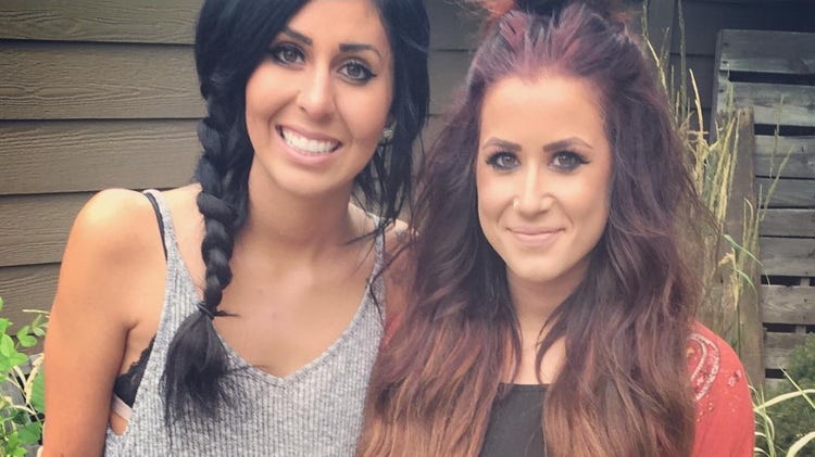 Chelsea houska brittnee bawek