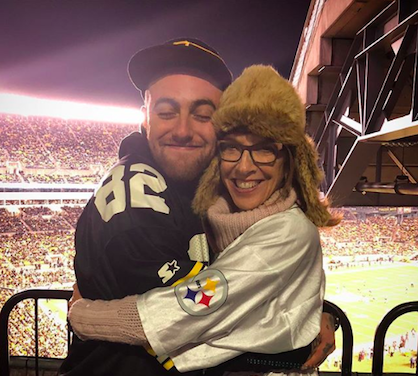 Mac Miller mom goes to grammy awards with cazzie david