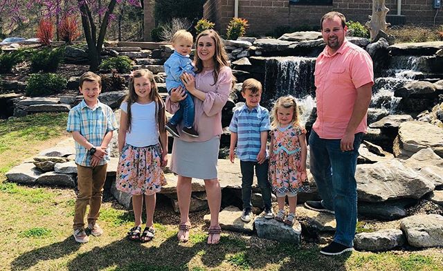 Josh and Anna Duggar Family Photo