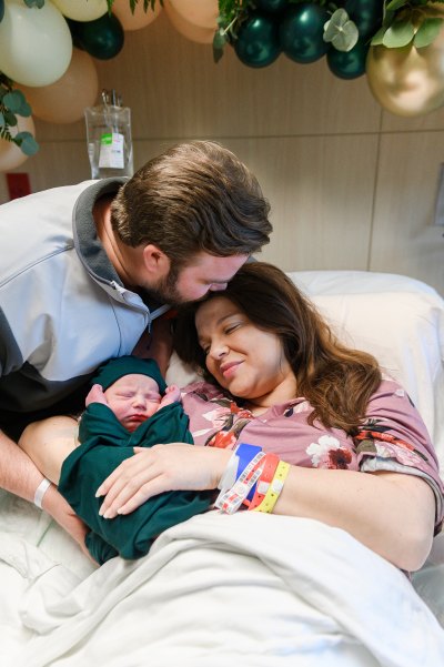 Amy Duggar Welcomes first Som