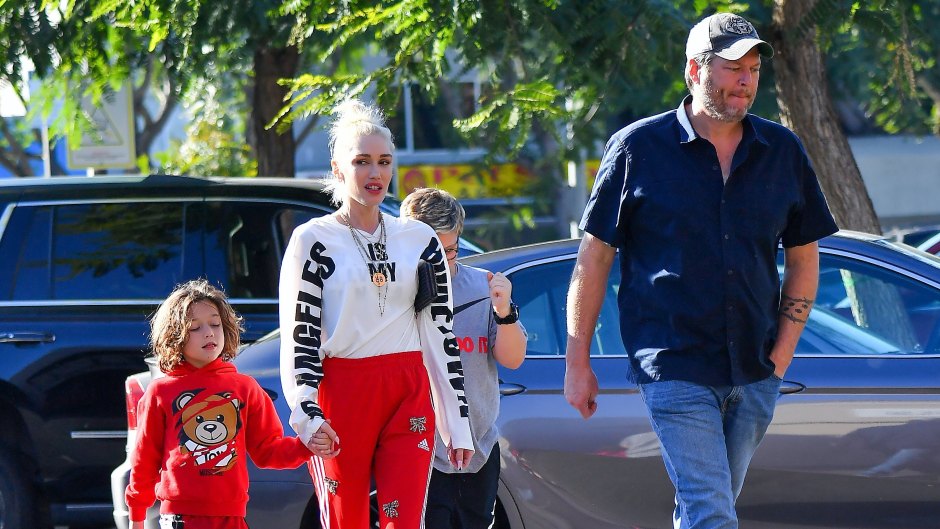 gwen-stefani-blake-shelton-supermarket-feature