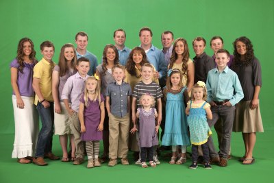 July 2015 19 Kids and Counting Josh Duggar and Anna Relationship Timeline