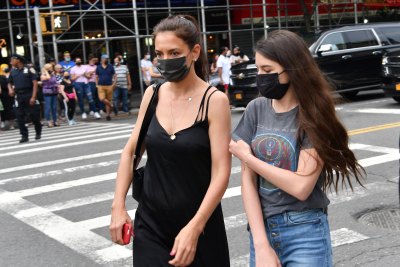 Suri Cruise Photographed Heading to Prom With Friends in NYC